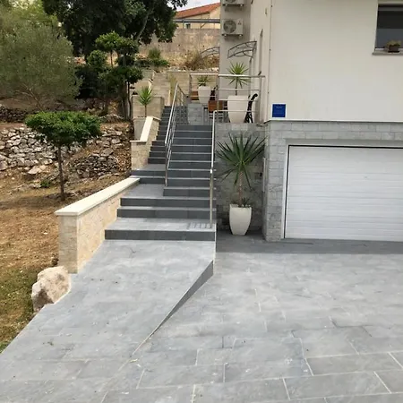 Apartments Sandro Sali Exterior photo